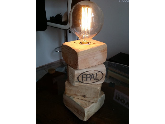 lampe en palette